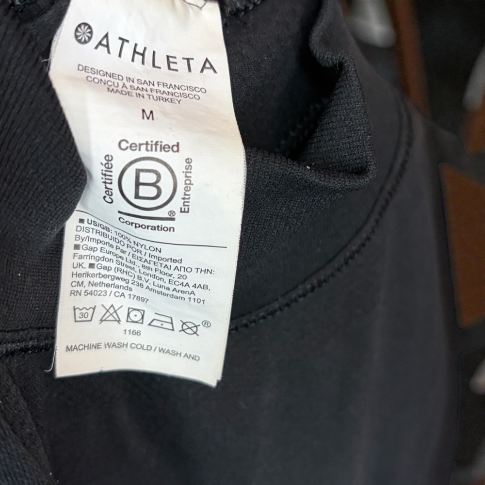 Athleta Mock Neck Muscle Momentum Tank - Picture 2 of 2